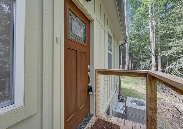 3rd image of 1090 Fairways Dr, Smithville, TN 37166 | MLS# 2774551
