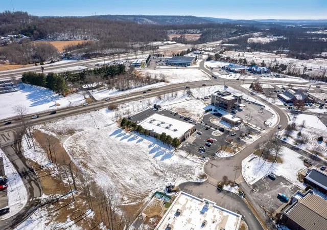 3rd image of 1155 Perimeter Park Dr, Cookeville, TN 38501 | MLS# 2774591