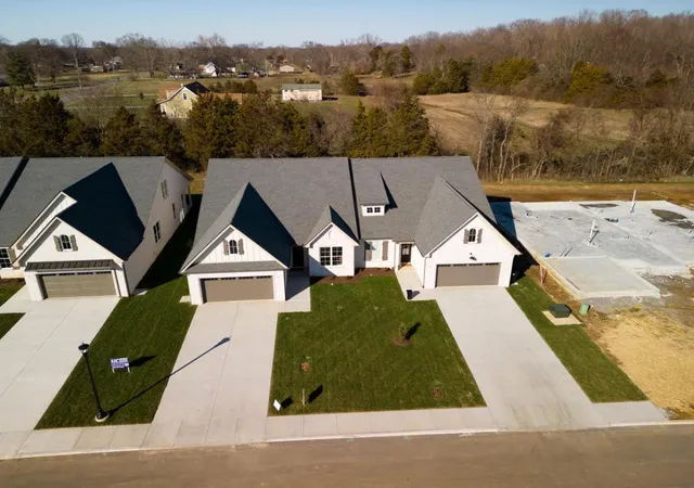 2nd image of 2290 Midland Rd #8B, Shelbyville, TN 37160 | MLS# 2775236