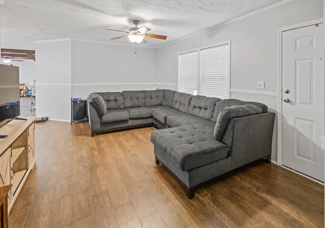 Photo 4 of Manufactured home for sale at 3617 Tom Littlejohn Rd, Columbia, TN 38401 | MLS# 2996021 | Listing updated on 2025-10-18