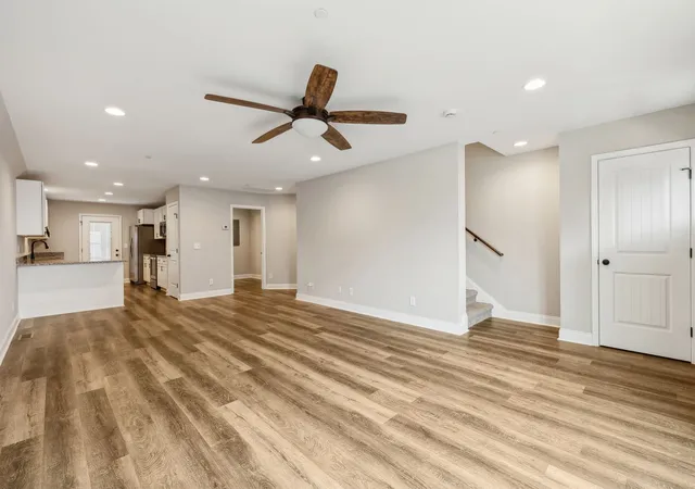Listing Photo 5 - Condo for sale in building located at 122 W Broad St, Smithville, TN 37166
