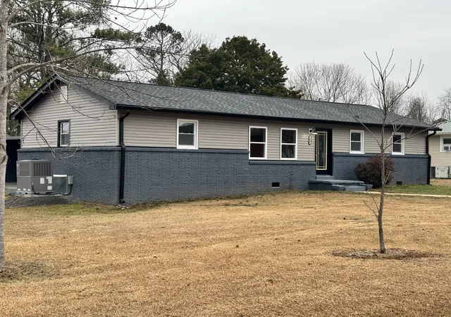 2nd image of 1401 Cypress St, Shelbyville, TN 37160 | MLS# 2784515