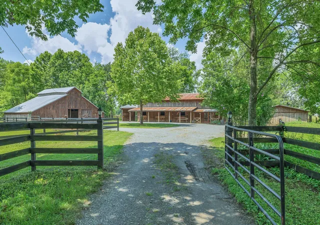 2nd image of 590 Squire Jones Rd, Bell Buckle, TN 37020 | MLS# 2925911