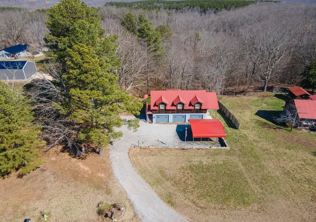Homes for sale in Nunnelly, TN | 4152 Bell Branch Rd, Nunnelly, TN 37137 | MLS# 2795284