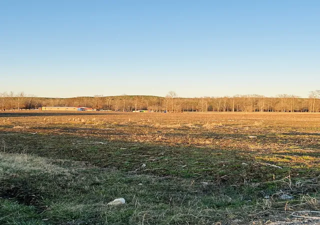 2nd image of 2870 Hwy 226, Savannah, TN 38372 | MLS# 2796602