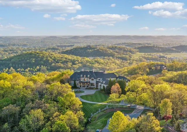 1st image of 513 King Richards Ct, Franklin, TN 37067 | MLS# 2884131