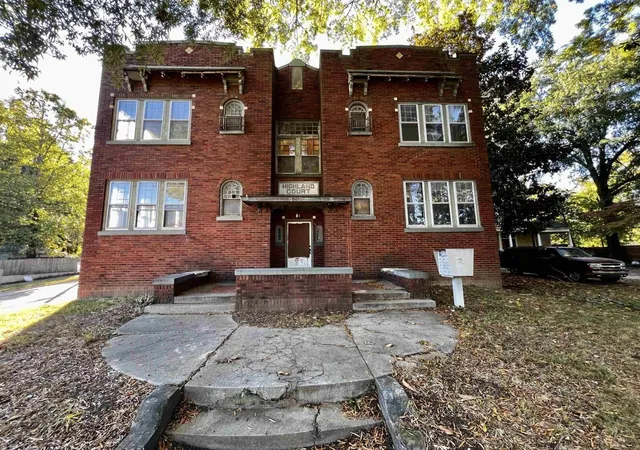 1st image of 907 N Highland Ave, Jackson, TN 38301 | MLS# 2801512