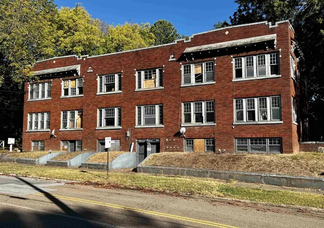 2nd image of 907 N Highland Ave, Jackson, TN 38301 | MLS# 2801512