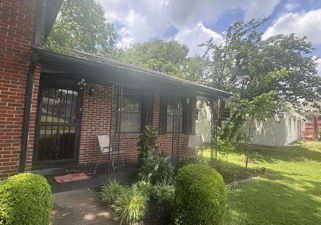 2nd image of 1505 Ogden Dr, Nashville, TN 37218 | MLS# 3013167