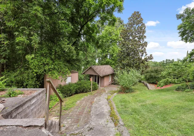 Photo 36 of Single family home for sale at 2920 Ozark Road, Chattanooga, TN 37415 | MLS# 2821514 | Listing updated on 2025-09-17