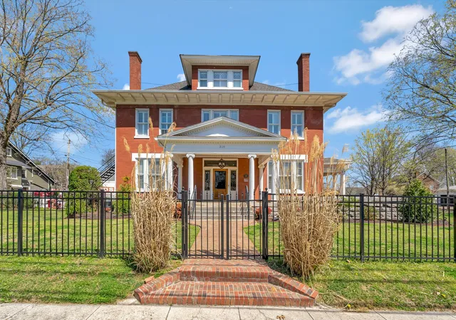 Photo 1 of Mansion for sale at 310 W 6th Street, Columbia, TN 38401 | MLS# 2810621 | Listing updated on 2026-05-11