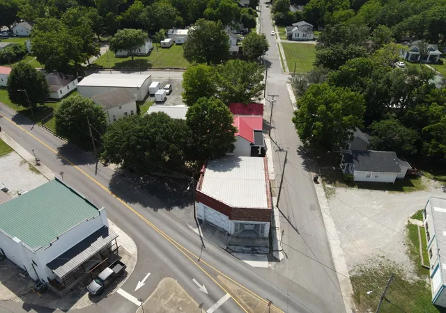 Photo 84 of Mansion for sale at 209 W 13th St, Columbia, TN 38401 | MLS# 2814378 | Listing updated on 2025-08-16