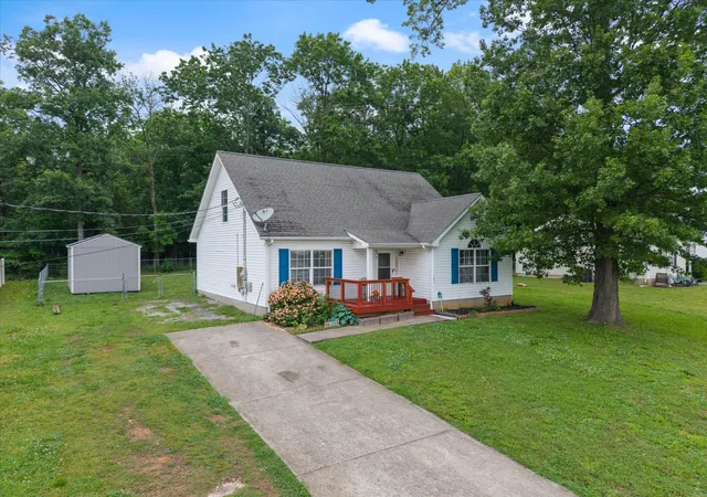 Photo 2 of Single family home for sale at 1011 Sky Valley Trl, Smyrna, TN 37167 | MLS# 2871839 | Listing updated on 2026-08-08