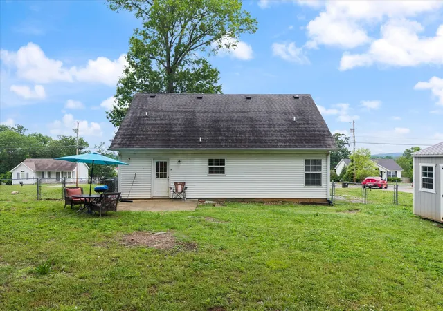 Photo 3 of Single family home for sale at 1011 Sky Valley Trl, Smyrna, TN 37167 | MLS# 2871839 | Listing updated on 2026-08-08
