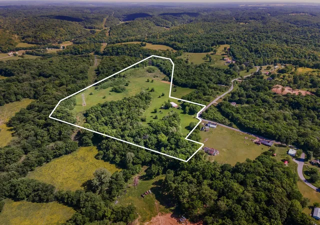 Photo 1 of House for sale at 8475 Crawley Hl Rd, Mount Pleasant, TN 38474 | MLS# 2824810 | Listing updated on 2026-07-09