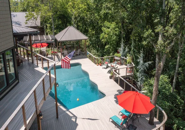 Photo 1 of Single family home for sale at 3910 Brick Church Pike, Nashville, TN 37207 | MLS# 2867960 | Listing updated on 2026-06-29