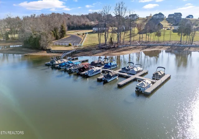 4th image of 378 Walking Horse Trail Tr, Rockwood, TN 37854 | MLS# 2927391