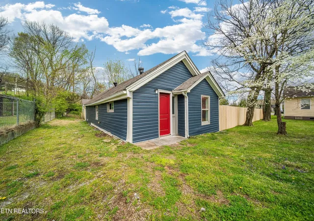 4th image of 1121 Forsythe St, Knoxville, TN 37917 | MLS# 2907262