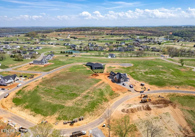 Homes for sale in Loudon, TN | 455 Firefly Dr, Loudon, TN 37774 | MLS# 3070528