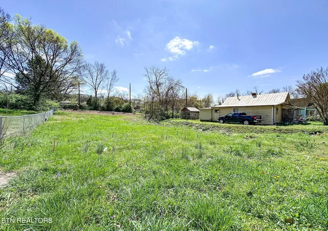 2nd image of 1522 Louisiana Ave, Knoxville, TN 37921 | MLS# 2902848
