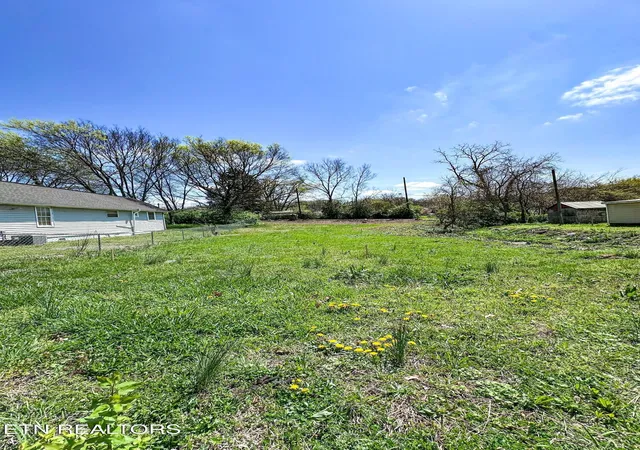 3rd image of 1522 Louisiana Ave, Knoxville, TN 37921 | MLS# 2902848
