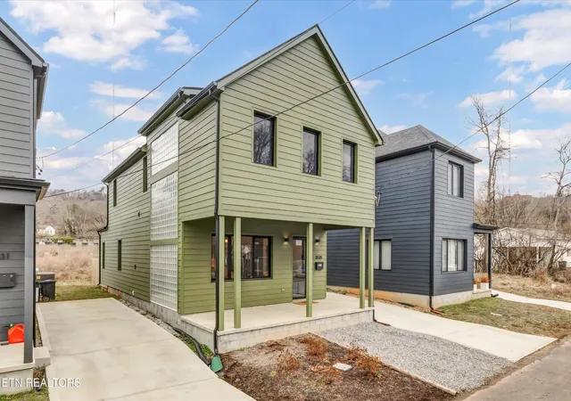 3rd image of 3535 Oswald St, Knoxville, TN 37917 | MLS# 2864994