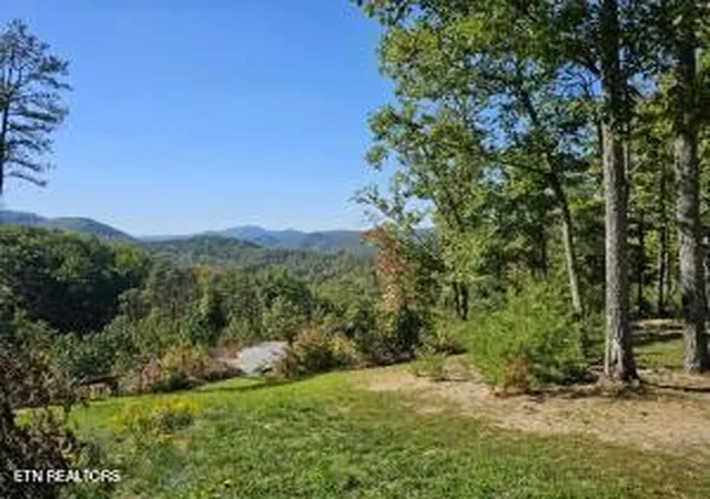 2nd image of 4 Crown Circle, Sevierville, TN 37862 | MLS# 2906607