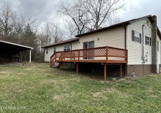 5th image of 219 N Crabtree St, Jamestown, TN 38556 | MLS# 2900953