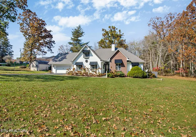1st image of 9521 Cherokee Trl, Crossville, TN 38572 | MLS# 3013099