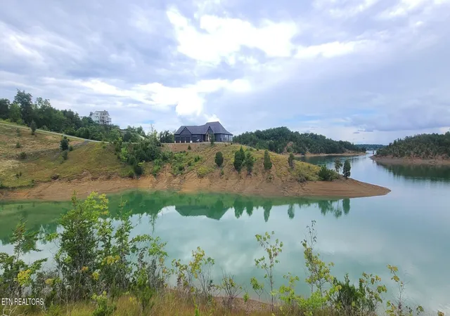 1st image of 30 Emerald Isle Blvd, Dandridge, TN 37725 | MLS# 3163420