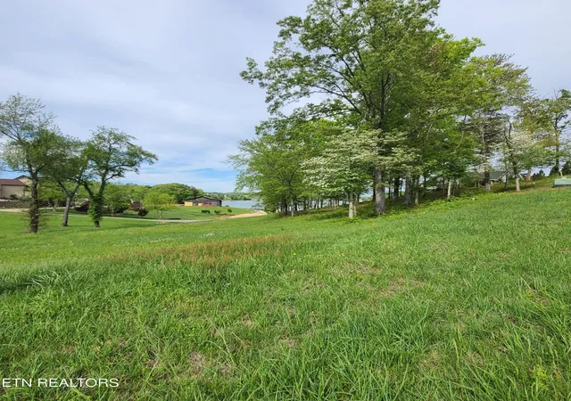 3rd image of 92 Majestic Circle, Dandridge, TN 37725 | MLS# 3163421