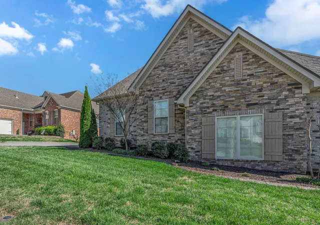 3rd image of 157 Cobbler Cir, Hendersonville, TN 37075 | MLS# 3184066