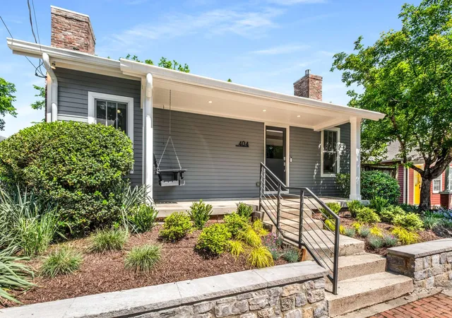 Homes for sale in Nashville, TN | 404 Taylor St, Nashville, TN 37208 | MLS# 2824195