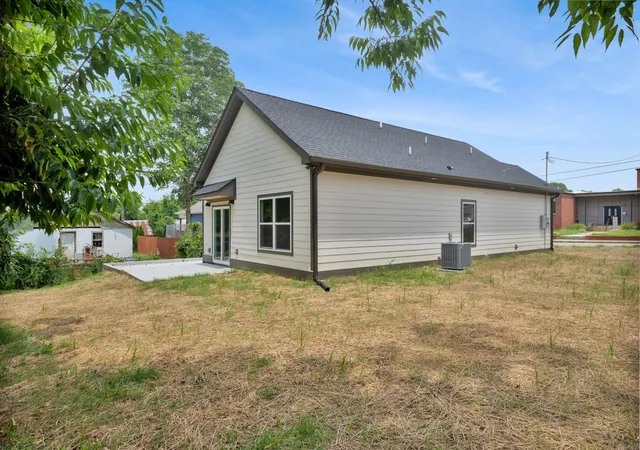 Photo 20 of Single family home for sale at 1104 Bridge Street, Columbia, TN 38401 | MLS# 2936579 | Listing updated on 2026-01-03