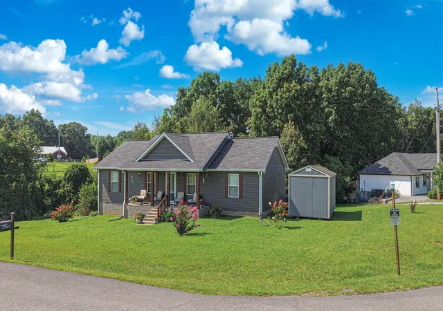 2nd image of 73 Hayden Drake Ln, Lafayette, TN 37083 | MLS# 2970905