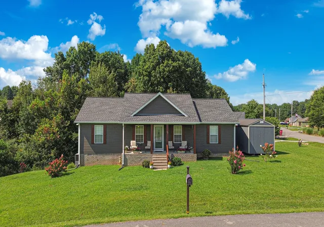 1st image of 73 Hayden Drake Ln, Lafayette, TN 37083 | MLS# 2970905