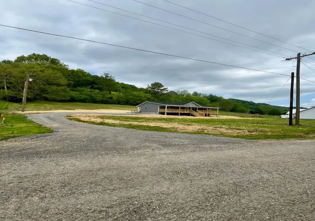 Photo 20 of Single family home for sale at 51 Kemp Holw Rd, Pleasant Shade, TN 37145 | MLS# 2866006 | Listing updated on 2025-10-09