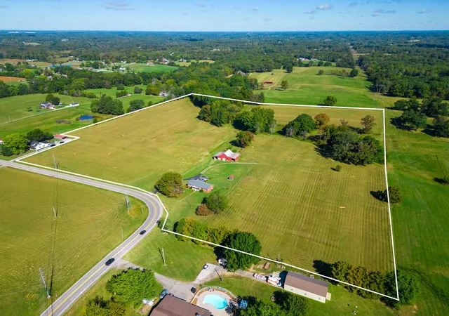 2nd image of 6816 Bethel Rd, Greenbrier, TN 37073 | MLS# 2871486