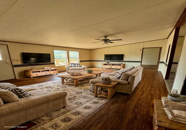 Homes for sale in Pleasant Shade, TN | 227 Green Hill Rd, Pleasant Shade, TN 37145 | MLS# 2871627