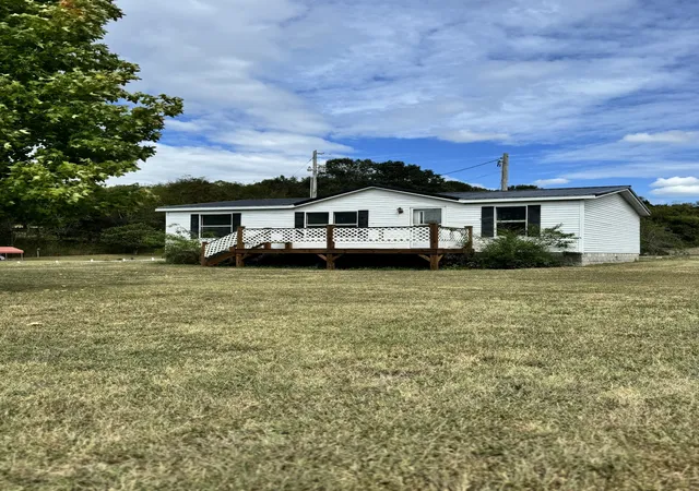 Homes for sale in Pleasant Shade, TN | 227 Green Hill Rd, Pleasant Shade, TN 37145 | MLS# 2871627