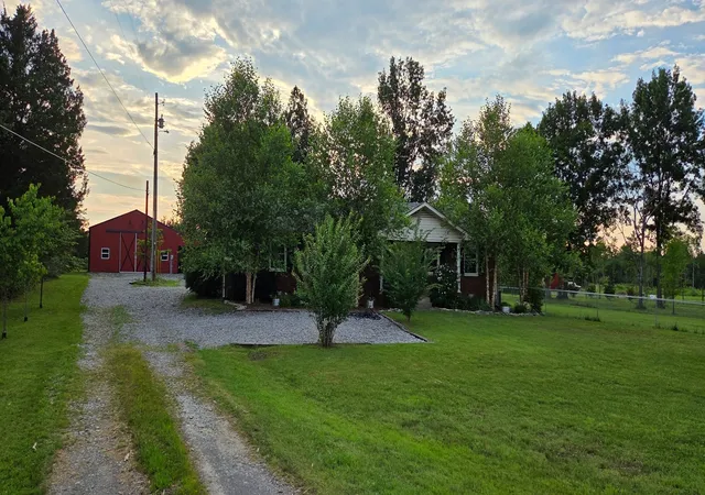 2nd image of 1120 Weeks Rd, Murfreesboro, TN 37127 | MLS# 2882830