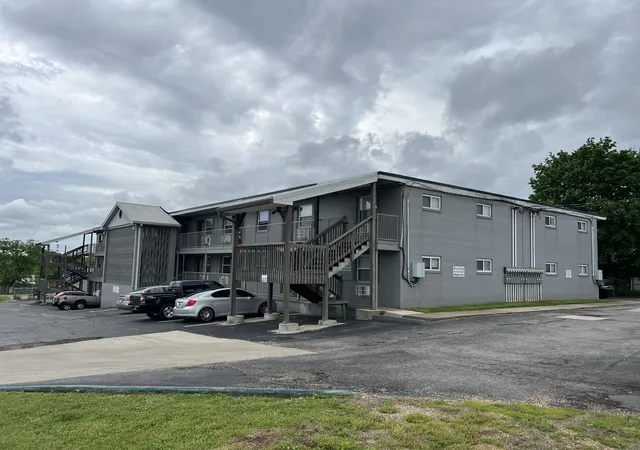 3rd image of 806 N Cumberland St, Lebanon, TN 37087 | MLS# 2885133