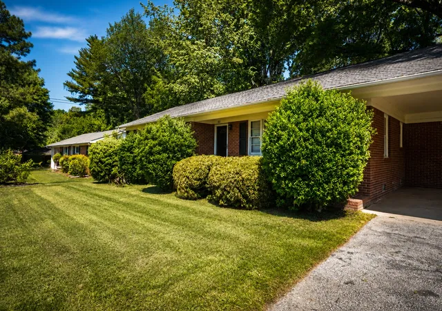 Photo 1 of Single family home for sale at 85 Charjean Dr, Jackson, TN 38305 | MLS# 2885134 | Listing updated on 2026-09-19