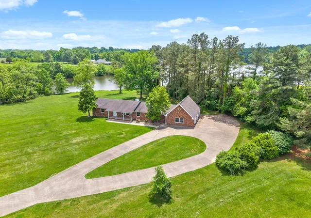 4th image of 5130 Greenville Rd, Hopkinsville, KY 42240 | MLS# 2885169