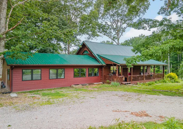 1st image of 142 Kimberly Rd, Hohenwald, TN 38462 | MLS# 2885434