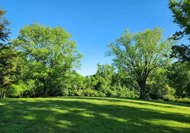 Photo 2 of Single family home for sale at 2613 Lishwood Dr, Nashville, TN 37214 | MLS# 2886213 | Listing updated on 2026-04-01