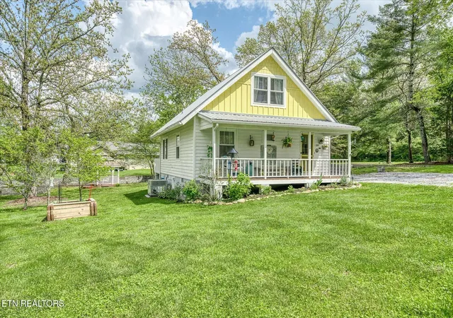 1st image of 104 Peace Pipe Bnd, Crossville, TN 38572 | MLS# 2986398