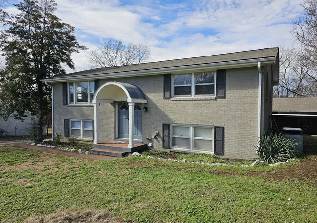 1st image of 6526 Premier Dr, Nashville, TN 37209 | MLS# 2887339