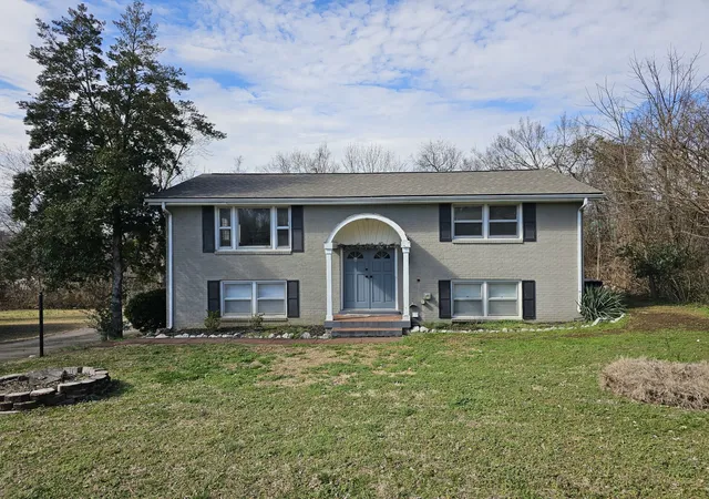 2nd image of 6526 Premier Dr, Nashville, TN 37209 | MLS# 2887339