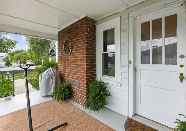 image of 36 Hillcrest Dr, Sparta, TN 38583 | MLS# 2887775
